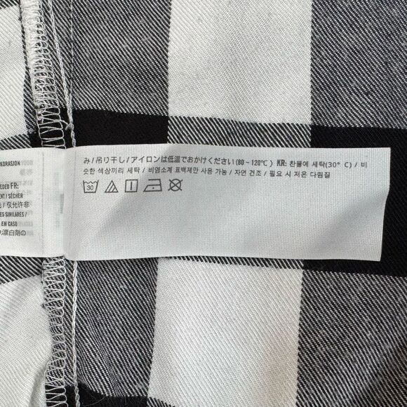 Abercrombie & Fitch (XL) soft flannel button down shirt - Picture 4 of 5